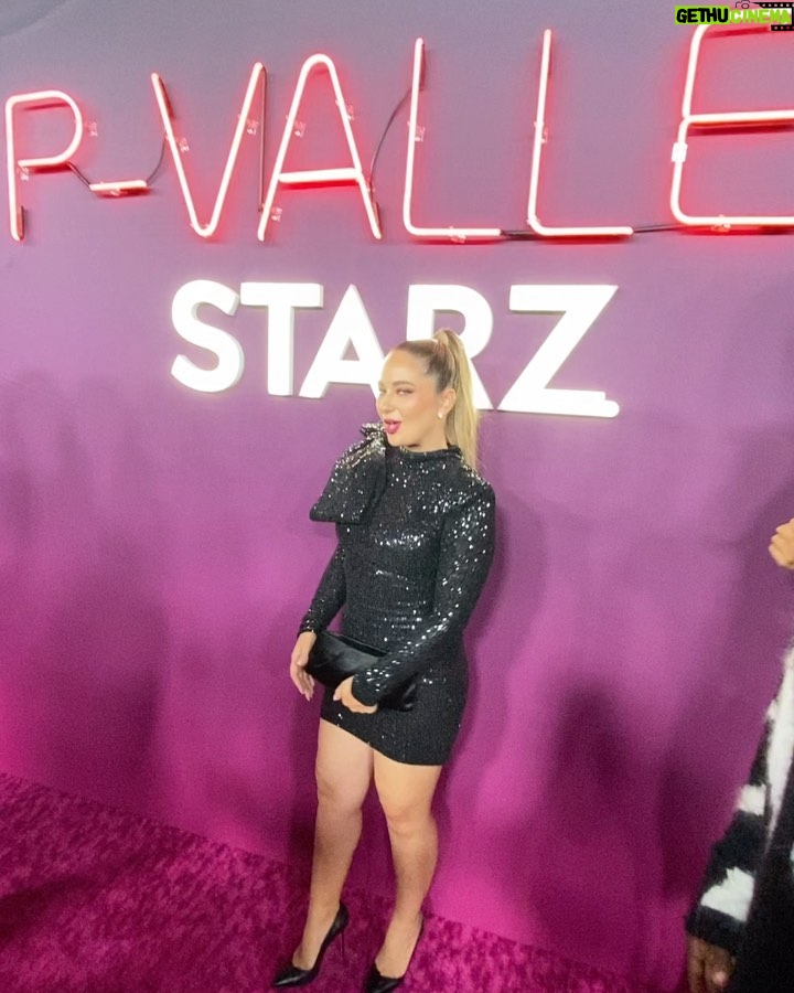 Skyler Joy Instagram - SEASON ✌️is finally here! #premiere #pvalley #starz #katorihall #letsgo #gidget Hair @prestonwada Makeup @alexisoakley Styled by @highheelprncess Los Angeles, California