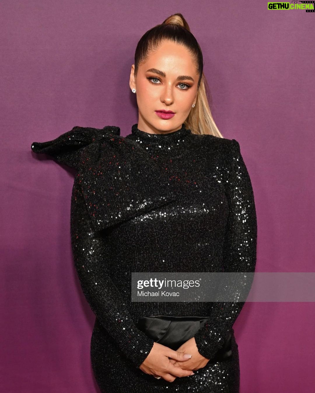 Skyler Joy Instagram - SEASON ✌️is finally here! #premiere #pvalley #starz #katorihall #letsgo #gidget Hair @prestonwada Makeup @alexisoakley Styled by @highheelprncess Los Angeles, California