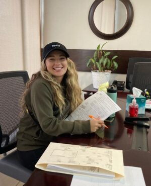 Skyler Joy Instagram - I’m a little late to the party but goodbye 2022! This year was literally LIFE CHANGING in so many ways! #2022recap