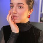 Slight Sounds ASMR Instagram - A story of three hands and three outfits