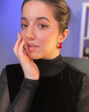 Slight Sounds ASMR Instagram - A story of three hands and three outfits