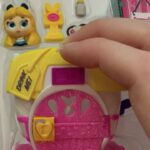 Slight Sounds ASMR Instagram – #ASMR Alice in Wonderland Doorables Unboxing