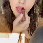 Slight Sounds ASMR Instagram - #ASMR Applying Lip Oil