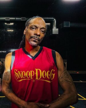 Snoop Dogg Instagram - Day3 workout 🏋️‍♀️