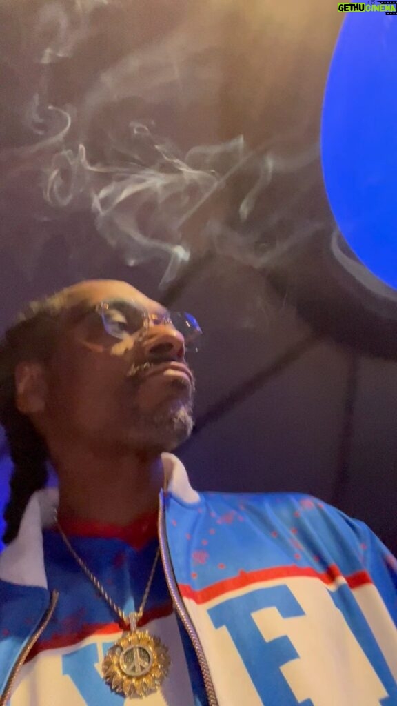 Snoop Dogg Instagram - @pharrell 🔥💰🤟🏿🤟🏿🎶
