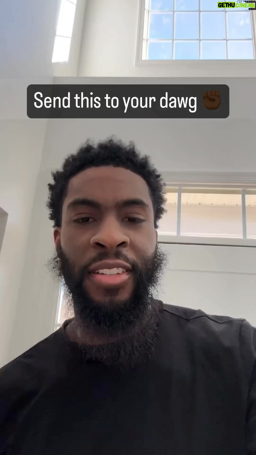 Snoop Dogg Instagram - Send this to yo doggs