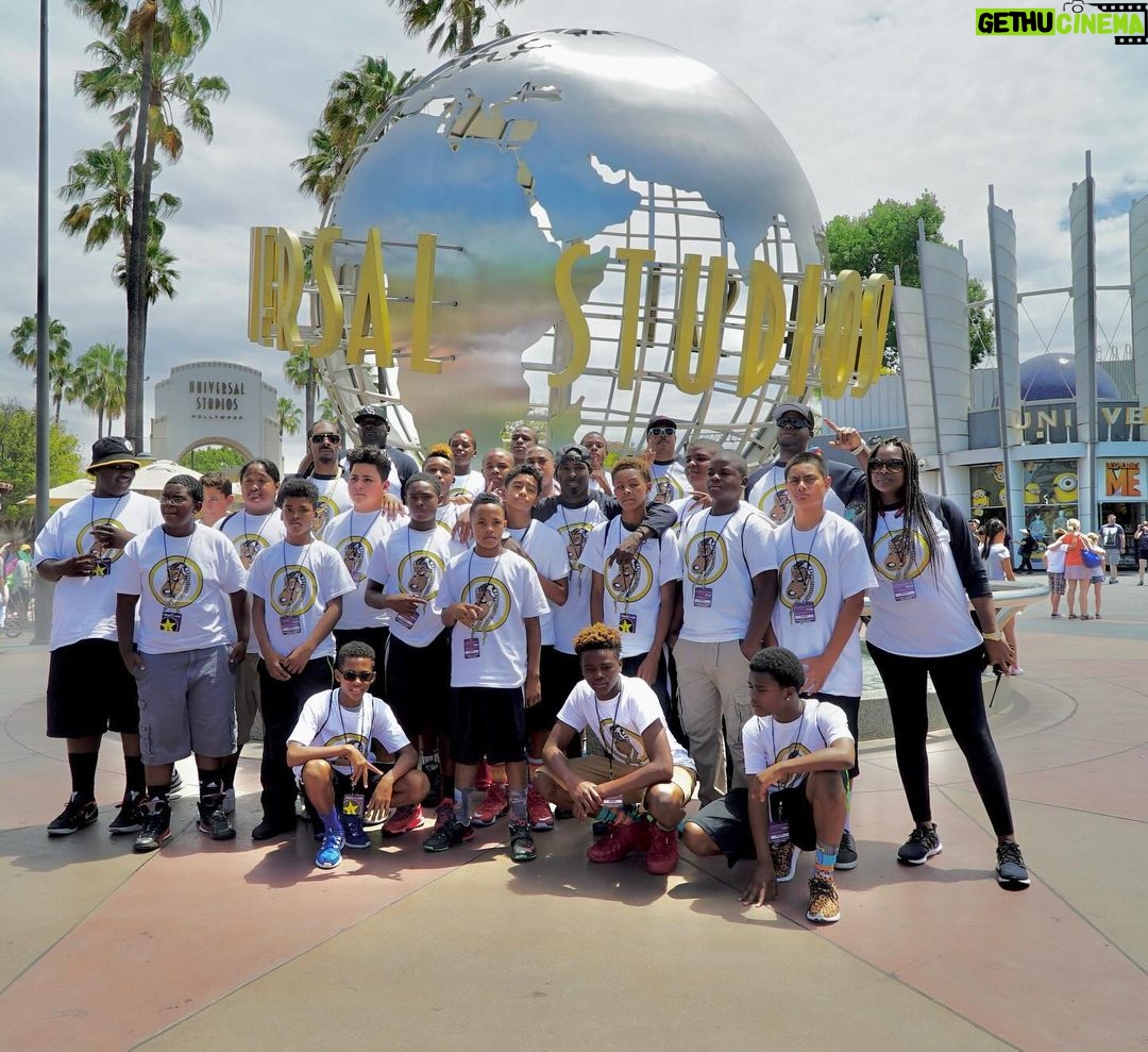Snoop Dogg Instagram - @snoopleague π₯ππΏππΏππΏππ½ π Los Angeles, California
