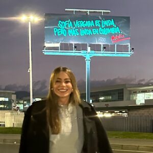 Sofía Vergara Instagram - Gracias @netflixcolombia !!❤️❤️🇨🇴🇨🇴