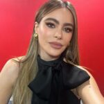 Sofía Vergara Instagram - Thank u @thisisheart for having me!!! #griselda❤️ 🇬🇧