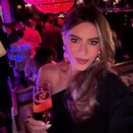 Sofía Vergara Instagram – London night #griselda❤️