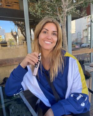 Sofia Pavlidou Instagram - Ξεκίνα τη  μέρα σου  με χαμόγελο κι όλα θα πάνε καλά😀

@pulzegreece 

#smile #coffeetime 
#pulze #pulzeGR # 
#happymoments #happylife #love #blessed