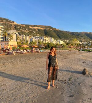 Sofia Pavlidou Instagram - Ευχαριστώ για τις υπέροχες ευχες✨🙏🏽
Εύχομαι φέτος το χειμώνα να έχουμε την ανεμελιά και τη χαλαρότητα των διακοπών στην καθημερινότητα μας .
Να μην επιτρέψουμε σε τίποτα και σε κανέναν να μας χαλάσει τη διάθεση😀 

Υ.Γ.Μη  χάνετε την πίστη σας με ολα αυτά που ακούγονται για το χειμώνα που έρχεται.Όλα με χαμόγελο θα τα αντιμετωπίσουμε ❤️ 

#namedaygirl  #happy #happyallthetime #hope #faith #love #wisdom