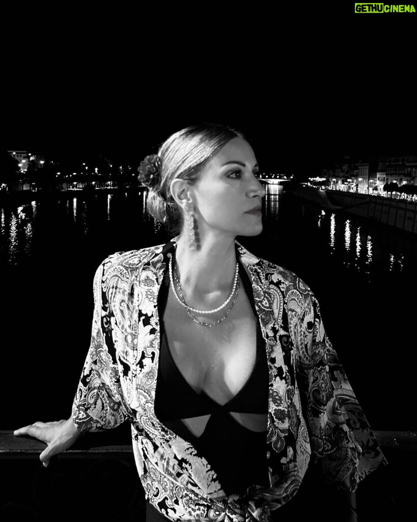 Sofia Pavlidou Instagram - Guadalquivir river🇪🇸 📸by @antonio_andreou #nightout #sevilla #blessed #love Sevilla