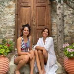 Sofia Pavlidou Instagram – Με το Χριστιναάκι που την ξέρω λίγο  και την αγαπώ πολύ✨😀
@xristina_petroleka you  made my summer ❤️ 

#sympetheroiapotatirana 
#actress  #actresslife #blessed #happy #stars #love #periodia #friends Ακόντισμα ( Νέα Καρβάλη)