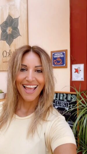 Sofia Pavlidou Instagram - Ελληνικό καφεδάκι στη Σεβίλλη🪄