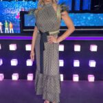 Sofia Pavlidou Instagram – Just me από τον τελικό του @j2us_gr ✨

Dress &Vest @thejerkins 
Styling @mexis_pantelis_ 
Hairstyle @helenas.art 
Make up with @seventeen_cosmetics 

#j2us #final #party #singing #dancing #love #happy #blessed Just the 2 of Us