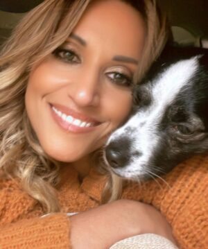 Sofia Pavlidou Instagram - Εδώ με το φιλαράκι μου💫
Lori❤️

#mydog #myfriend #mylove 
#tothemoonandback