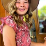 Sofia Sanchez Instagram - My back to school challenge ➡️ find someone sitting alone at lunch and ask to sit next to them. Spread a little kindness with this caring gesture and you never know….you might meet a brand new friend! 💗 Lincoln, California