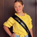 Sofia Sanchez Instagram - My very first homecoming week @whitneyunited ♥️💛 I’m so honored to be nominated by my peers for #homecomingcourt 👑 I am LOVING high school❣️#hoco2023 #youareenough #youareloved #youarebrave #bekind #beyou #beafriend