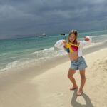 Sofia Sanchez Instagram - 2023 you were so good to me❗️Ready for you 2024‼️ Playa del Carmen, Quintana Roo