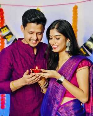 Somalin Parida Instagram - Wishing you and your loved ones ahead of Diwali.🪔On the occasion of Diwali,wish you happiness and glory, prosperity and blessings.May you have a fantastic Diwali with your loved ones. 🫶🪔❤️🪷