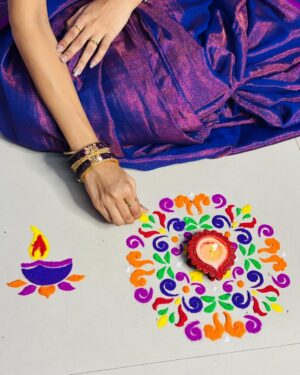 Somalin Parida Instagram - Wishing you and your loved ones ahead of Diwali.🪔On the occasion of Diwali,wish you happiness and glory, prosperity and blessings.May you have a fantastic Diwali with your loved ones. 🫶🪔❤️🪷