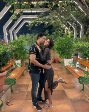 Somalin Parida Instagram - Happy New Year Everyone.Wishing you a New Year filled with joy, laughter, and endless possibilities. May 🫶2024🫶 be your best year yet!❤️🤝💐