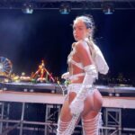 Sommer Ray Instagram - had the best time ever @piedpiperproductions haunted carnival 💛💛💛 cabo this weekend!!! @vibeepresents tiesto chasing sunsets!! Tampa, Florida