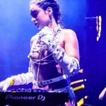 Sommer Ray Instagram - had the best time ever @piedpiperproductions haunted carnival 💛💛💛 cabo this weekend!!! @vibeepresents tiesto chasing sunsets!! Tampa, Florida