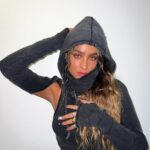 Sommer Ray Instagram - i love u detroit 🥷 🫶🏻 Detroit