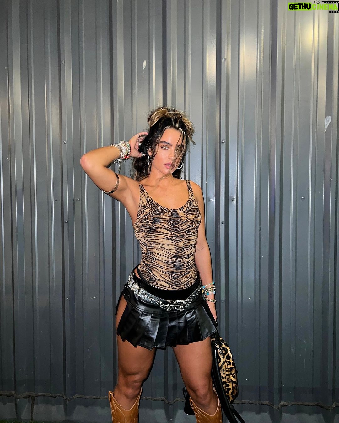 Sommer Ray Instagram - can’t replace my vibe College Station, Texas