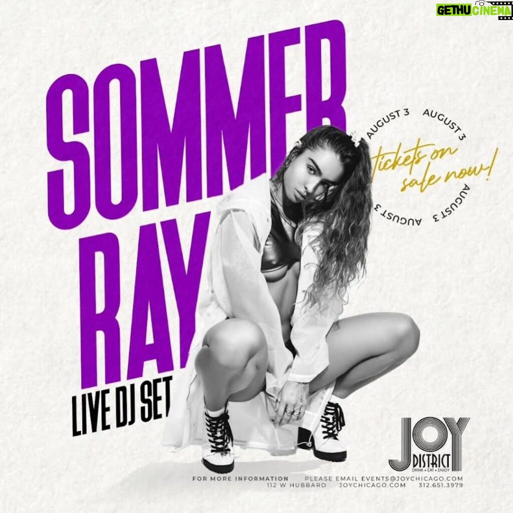 Sommer Ray Instagram - chicagoooo😈 august 3rd i’m gonna be djing @joydistrictchi 🫶🏻 comeeee seee meee