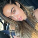 Sommer Ray Instagram - how is traffic even real just drive the car