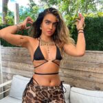 Sommer Ray Instagram - hi guys just me posting the same 10 photos Tampa Beach