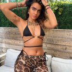 Sommer Ray Instagram - hi guys just me posting the same 10 photos Tampa Beach