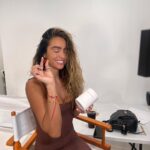 Sommer Ray Instagram - thankkkkk youuuuu @imaraisbeauty for healthy glowing summer skin 🌞🙏🏼 ilyyy 🥹 also!! @imaraisbeauty is having a bogo sale rn!! through sunday ⚡️⚡️