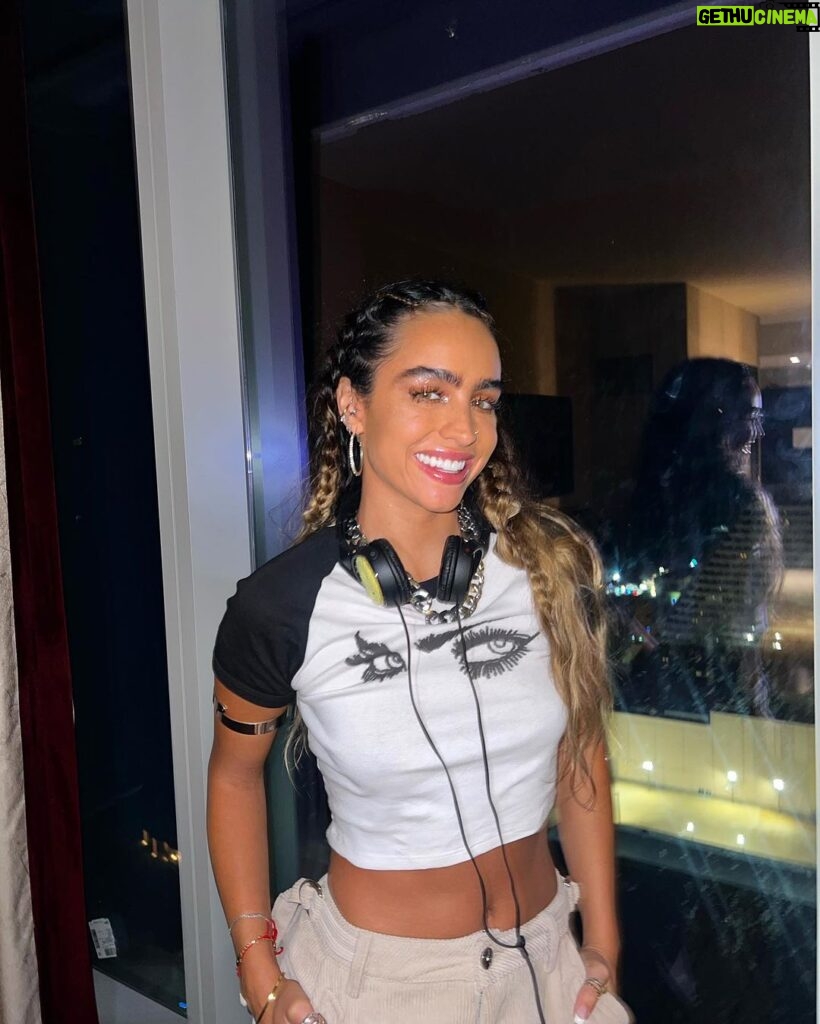 Sommer Ray Instagram - i made this shirt Atlantic City, New Jersey
