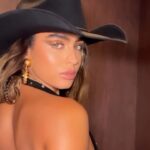 Sommer Ray Instagram - ignore the clip & the hat tape lololol