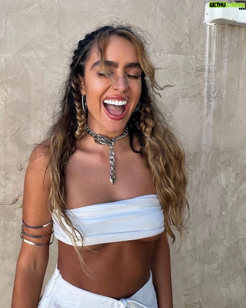 Sommer Ray Instagram - happy belated 4th 🤍