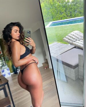 Sommer Ray Instagram - haven’t posted mirror selfies in forever so hey

@shopsommerray
