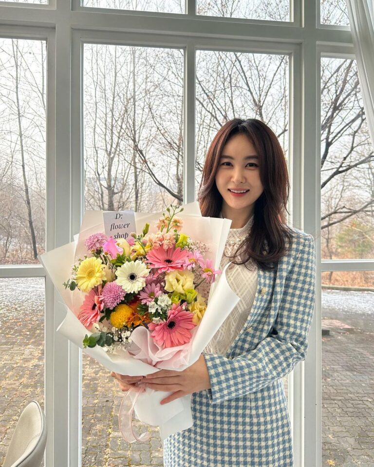 Son Eun-seo Instagram - ‘법쩐’ 응원해 주셔서 감사합니다. 명세희는 목표를 이루지 못했지만, 여러분들은 소망한 목표 꼭 이루세요💖 #법쩐 #명세희