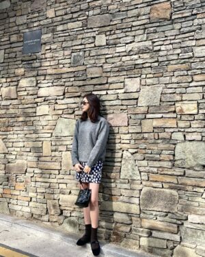 Son Eun-seo Instagram - 다음엔 로이랑🦮🕶🖤