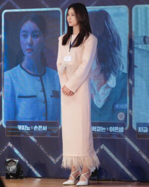 Son Eun-seo Instagram - 디렉터스컷 어워즈 📸 @enter_just 
#카지노 #김소정