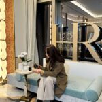 Son Eun-seo Instagram - @helenarubinstein_international 창립 120주년 프라이빗 VIP 세션에 초대해 주셔서 감사합니다. 환절기 피부관리에는 #리플라스티리커버리나이트크림 🖤 #광고 #헬레나루빈스타인 #블랙크림 Josun Palace 조선 팰리스