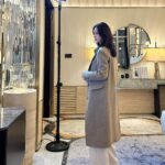 Son Eun-seo Instagram - @helenarubinstein_international 창립 120주년 프라이빗 VIP 세션에 초대해 주셔서 감사합니다. 환절기 피부관리에는 #리플라스티리커버리나이트크림 🖤 #광고 #헬레나루빈스타인 #블랙크림 Josun Palace 조선 팰리스
