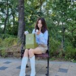 Son Eun-seo Instagram - @seung_kyung_choi 오빠 서프라이즈 추석 선물 감사합니다🫶🏻 안 그래도 요새 건조했는데🥹 유황크림이랑 레그젤이 가장 궁금!