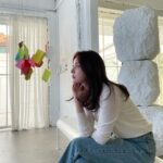 Son Eun-seo Instagram - 멍 때리기 좋은 날씨네요 🫠⛈🌦