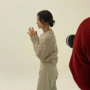 Son Eun-seo Instagram - 오락가락 날씨🌦🌂💜