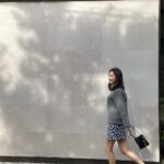 Son Eun-seo Instagram - 산책하기 좋은 거리와 날씨🌤