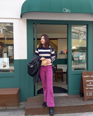 Son Eun-seo Instagram - 비건 도넛 🍩🍓🍩